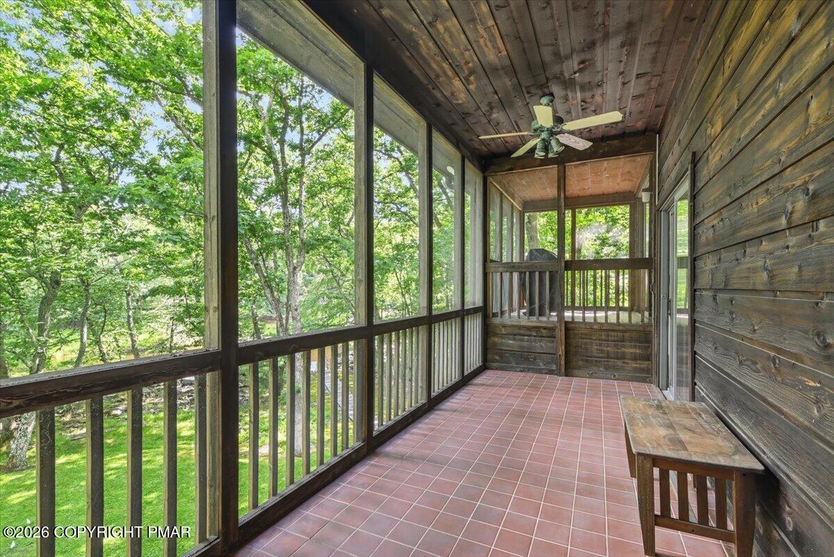 472 Log Tavern Road Property Photo 14