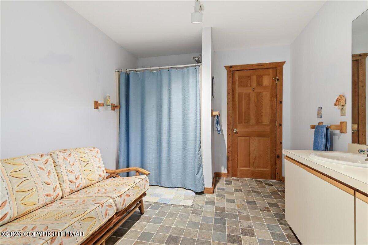 472 Log Tavern Road Property Photo 16