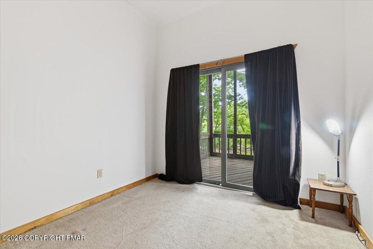 472 Log Tavern Road Property Photo 23