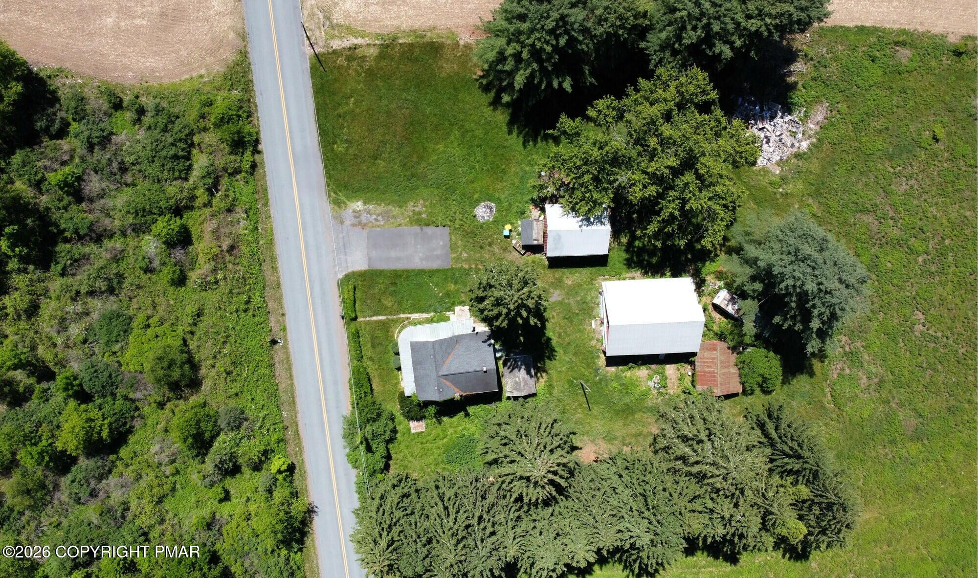 122 Mill Pond Road Property Photo 5