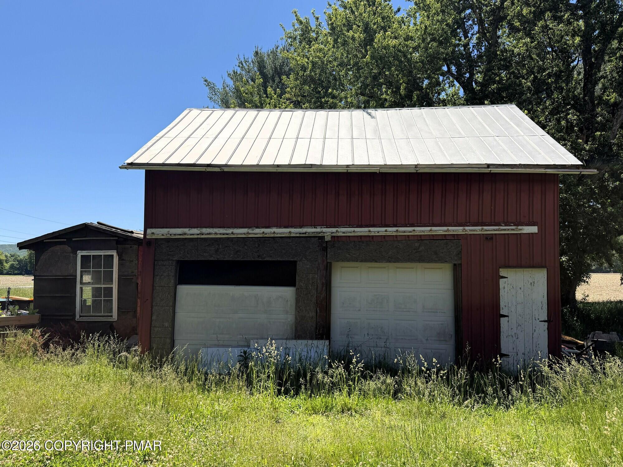 122 Mill Pond Road Property Photo 9