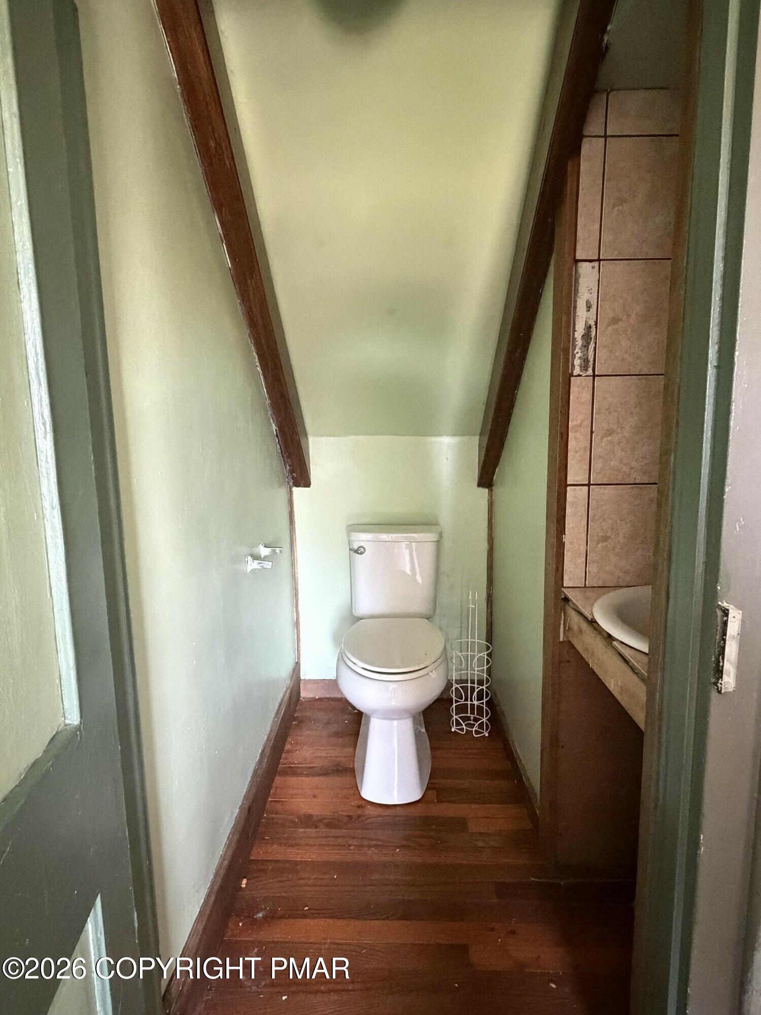 122 Mill Pond Road Property Photo 14