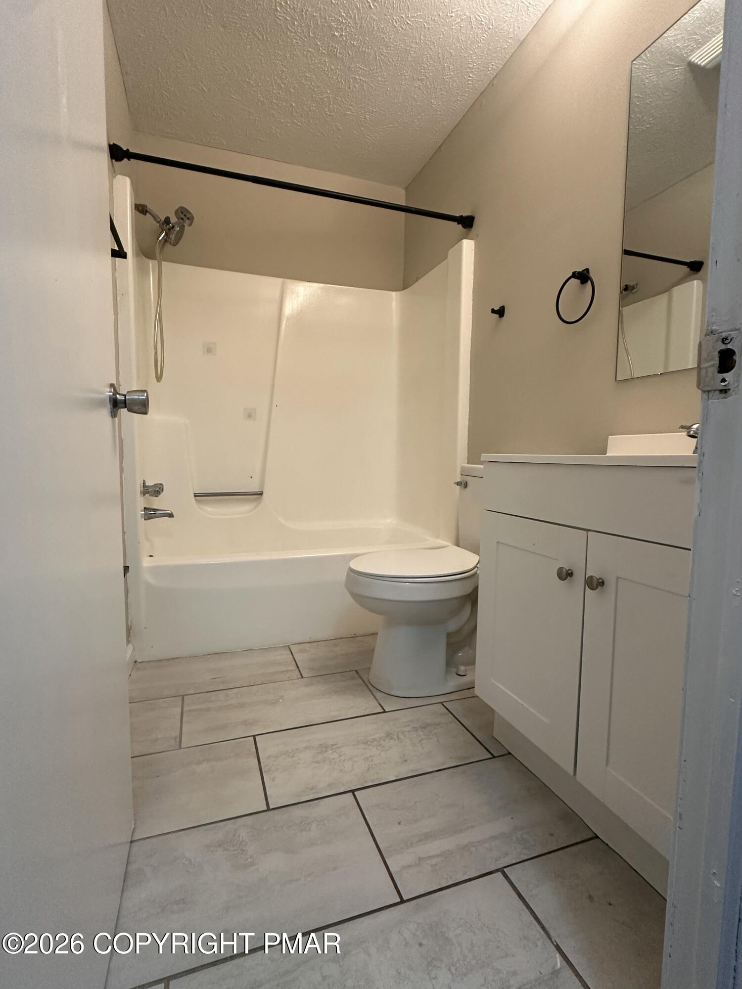 1129 Trapper Lane Property Photo 7