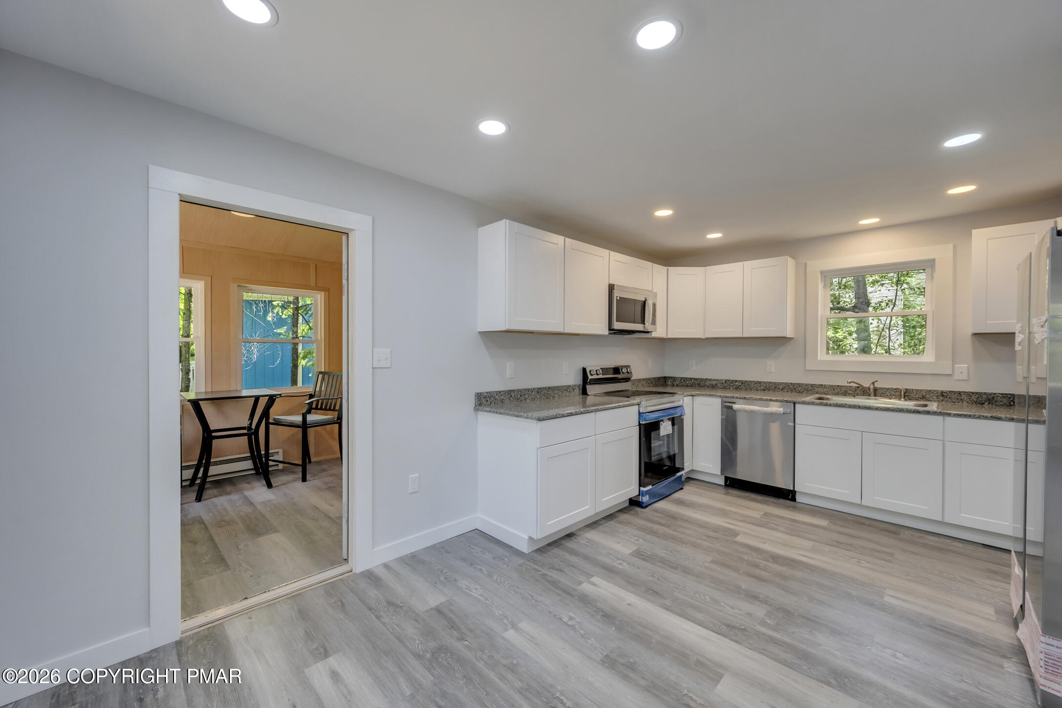8227 Sunset Drive Property Photo 6