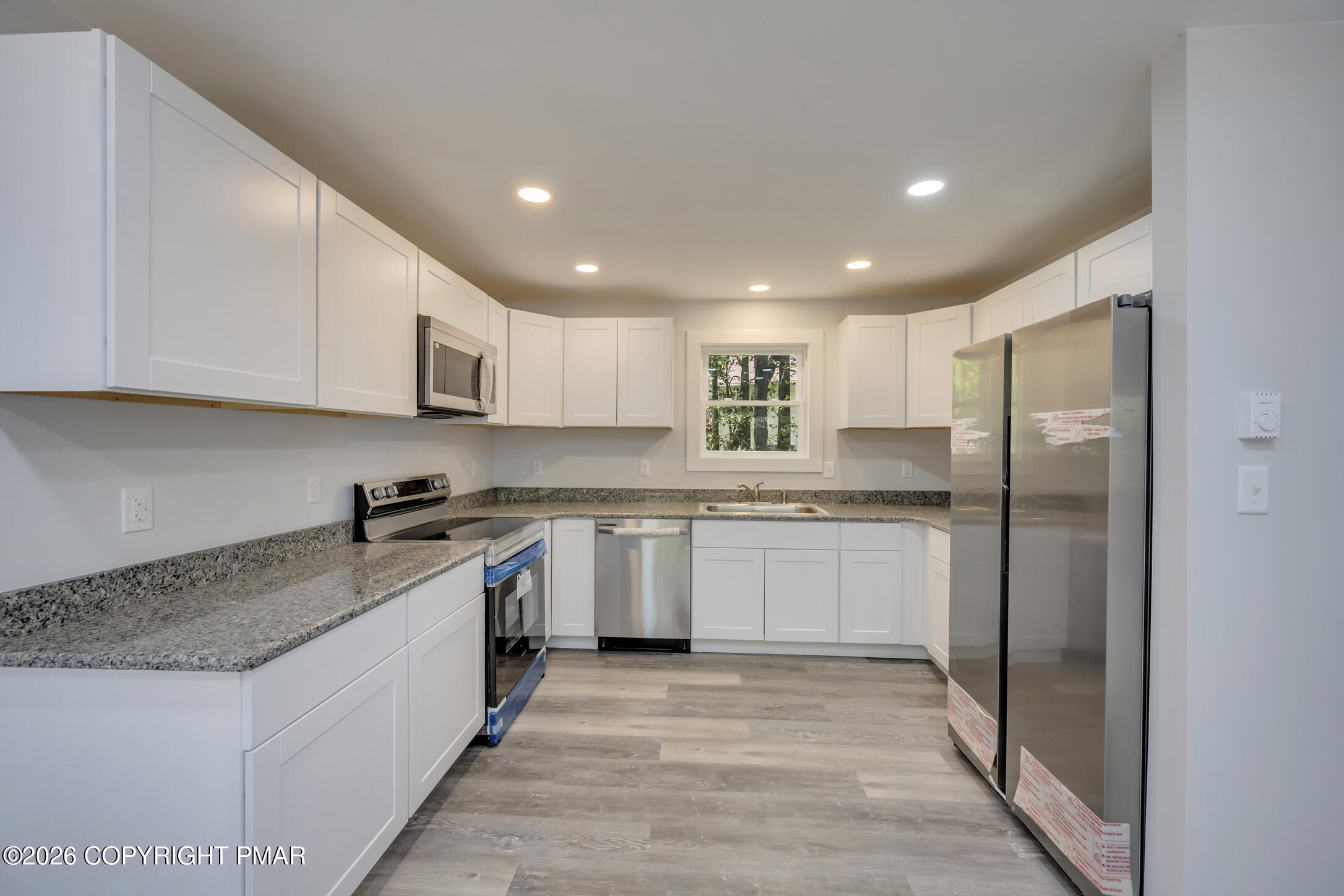 8227 Sunset Drive Property Photo 9