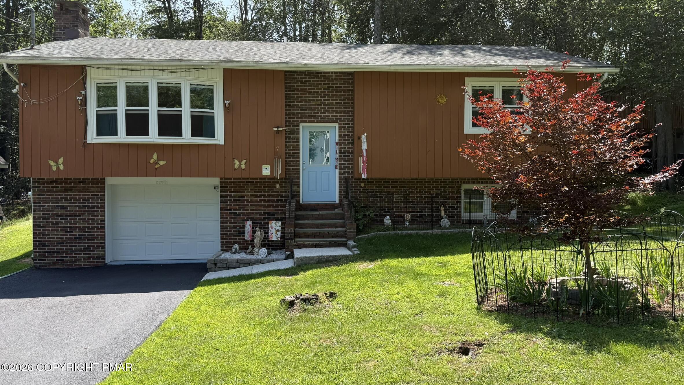 8466 Bumble Bee Way Property Photo 1