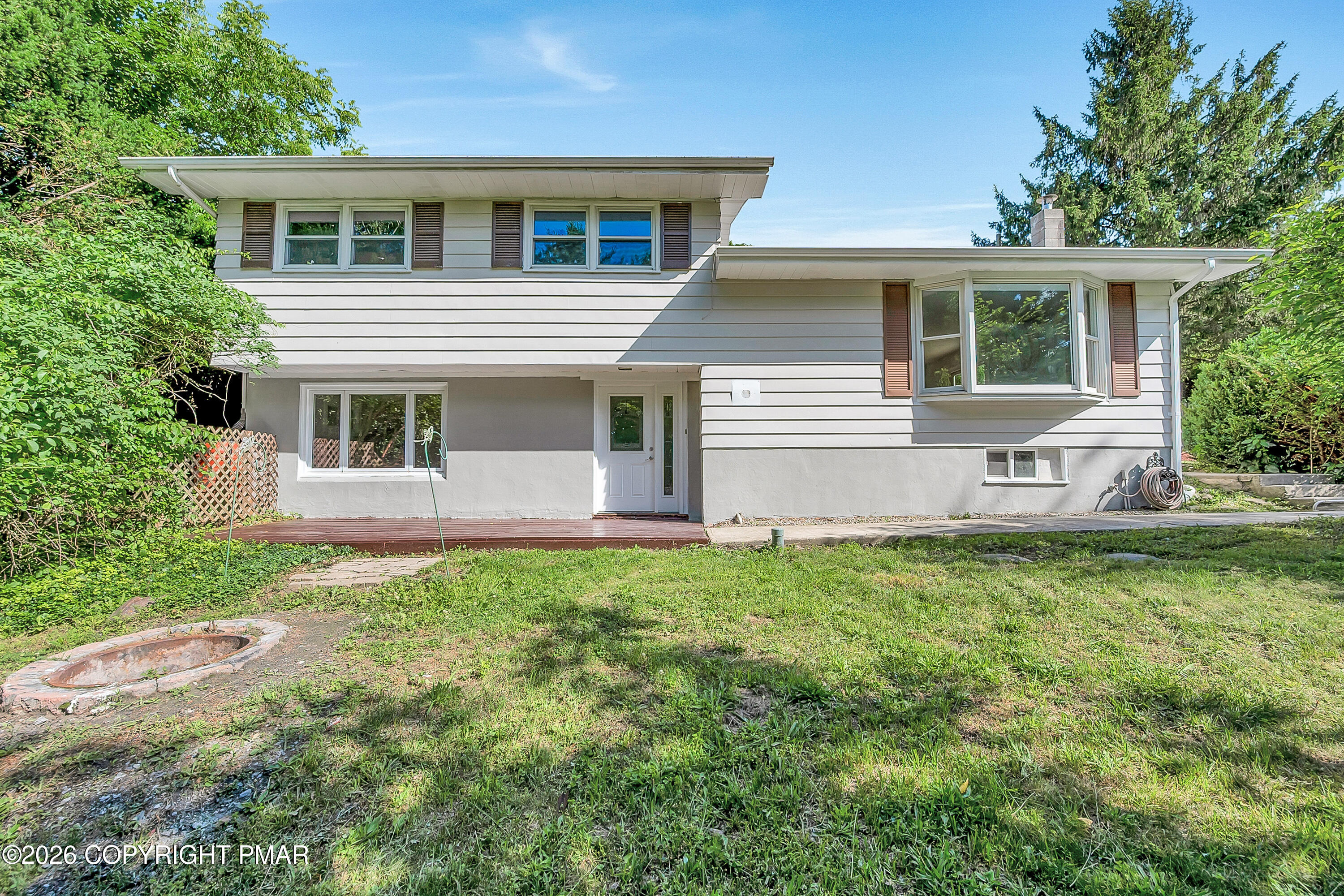 1138 Hillside Avenue Property Photo 1
