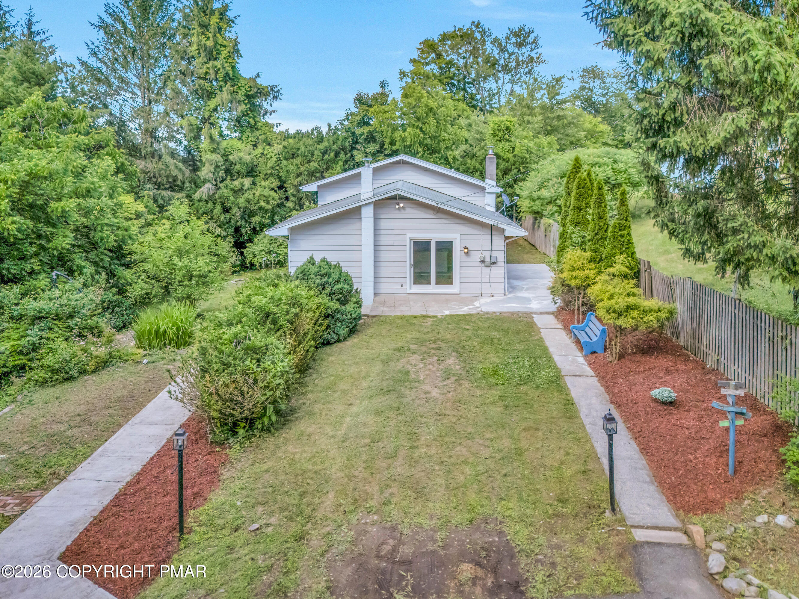 1138 Hillside Avenue Property Photo 3