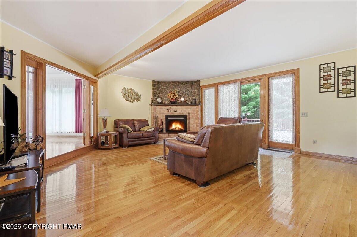 6359 Overlook Drive Property Photo 8