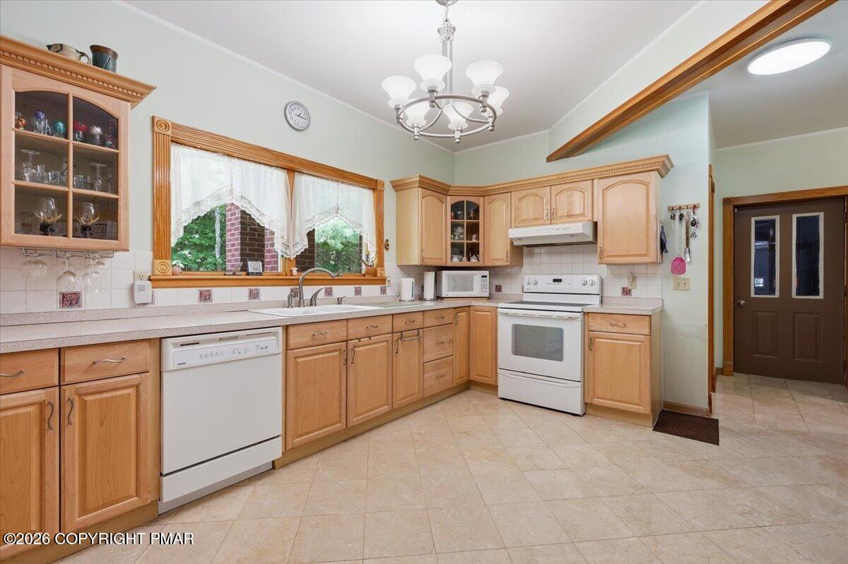 6359 Overlook Drive Property Photo 13