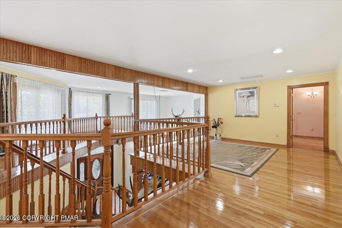 6359 Overlook Drive Property Photo 17