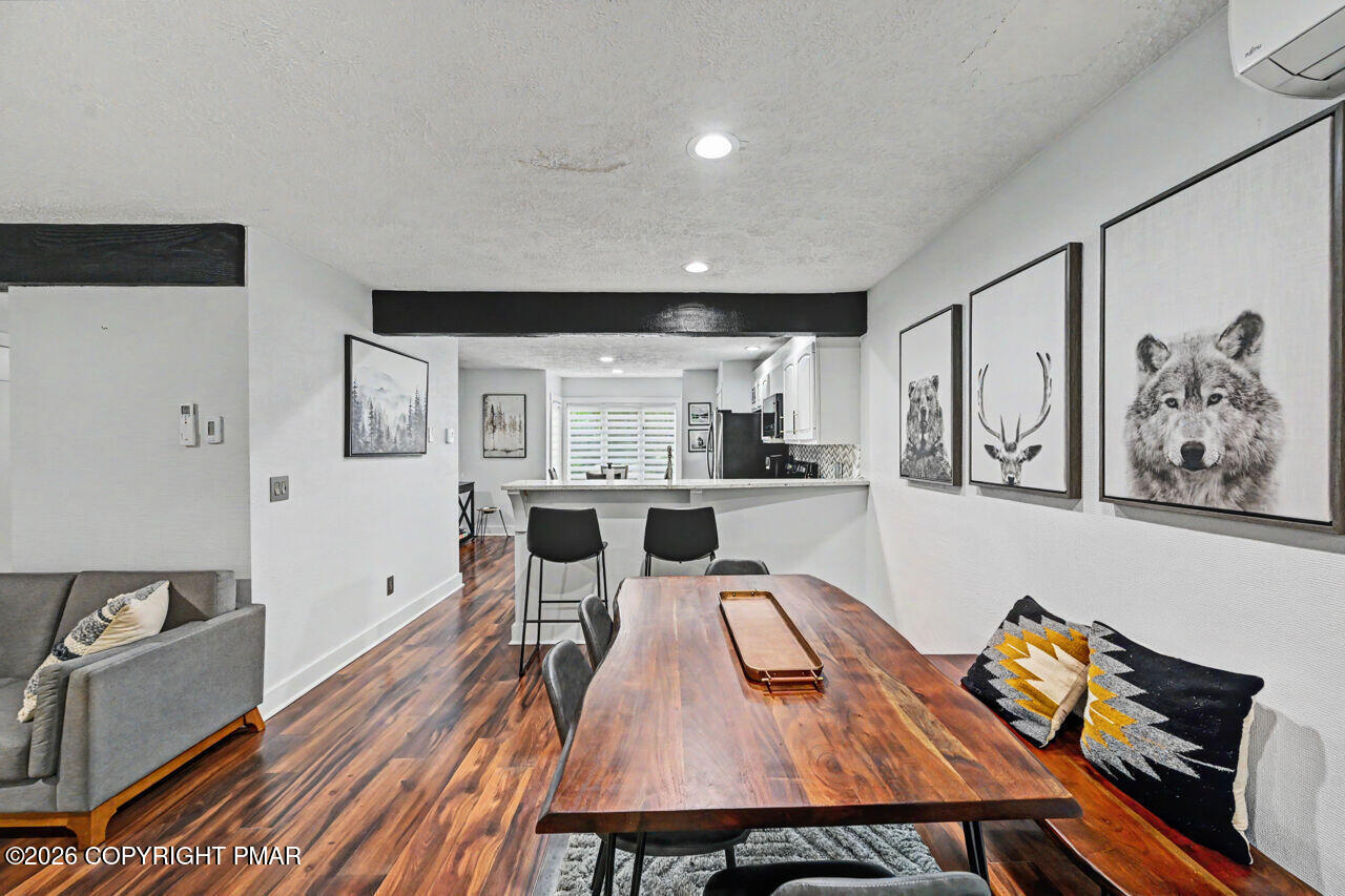 1015 Crestwoods Drive Property Photo 12