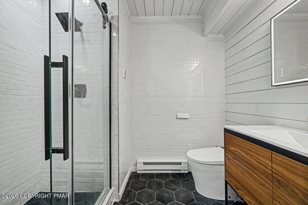 1015 Crestwoods Drive Property Photo 26