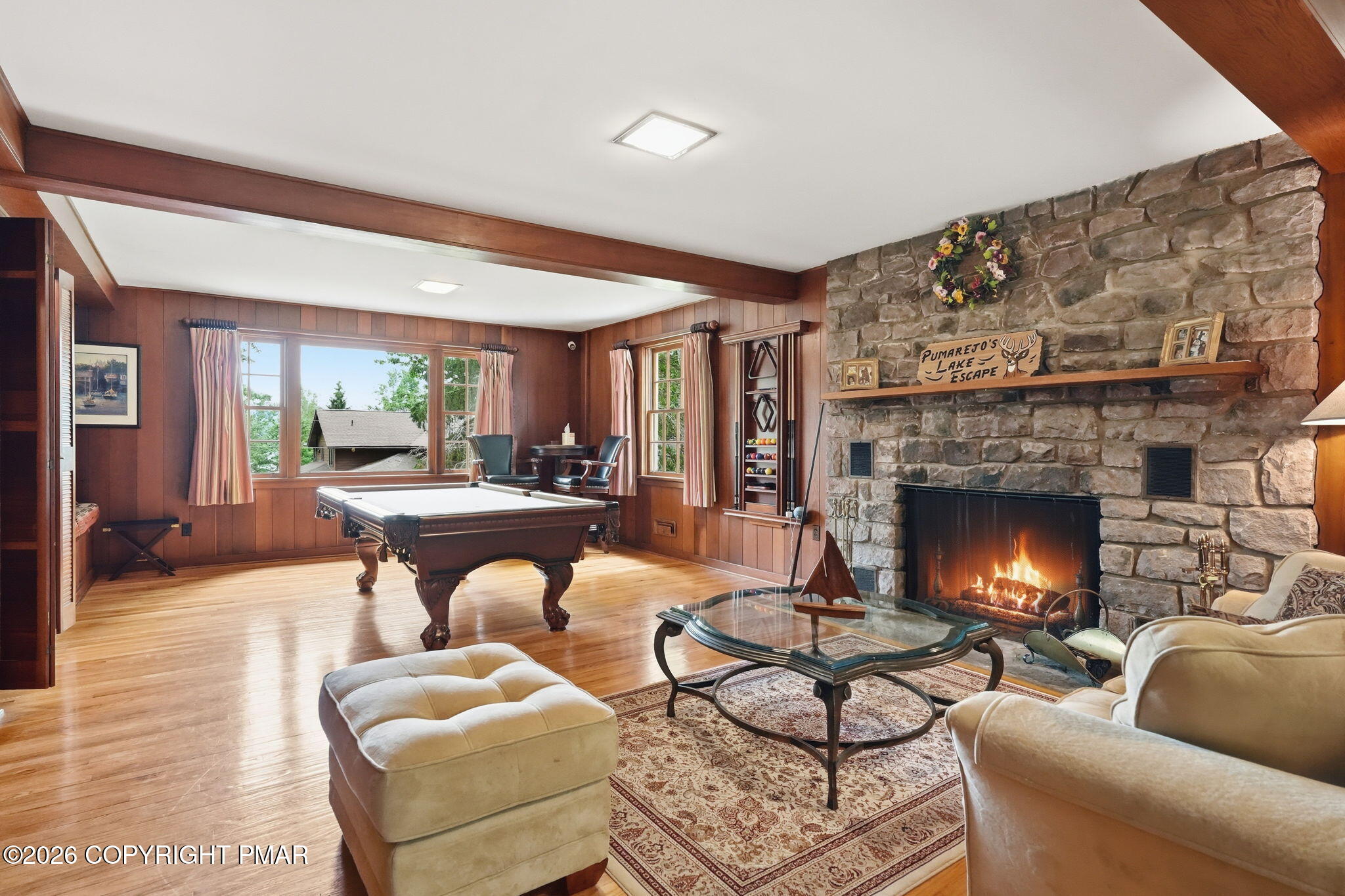 128 Crest Drive Property Photo 2