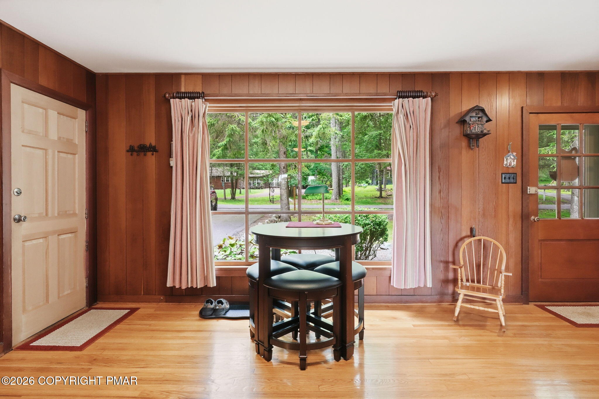 128 Crest Drive Property Photo 11
