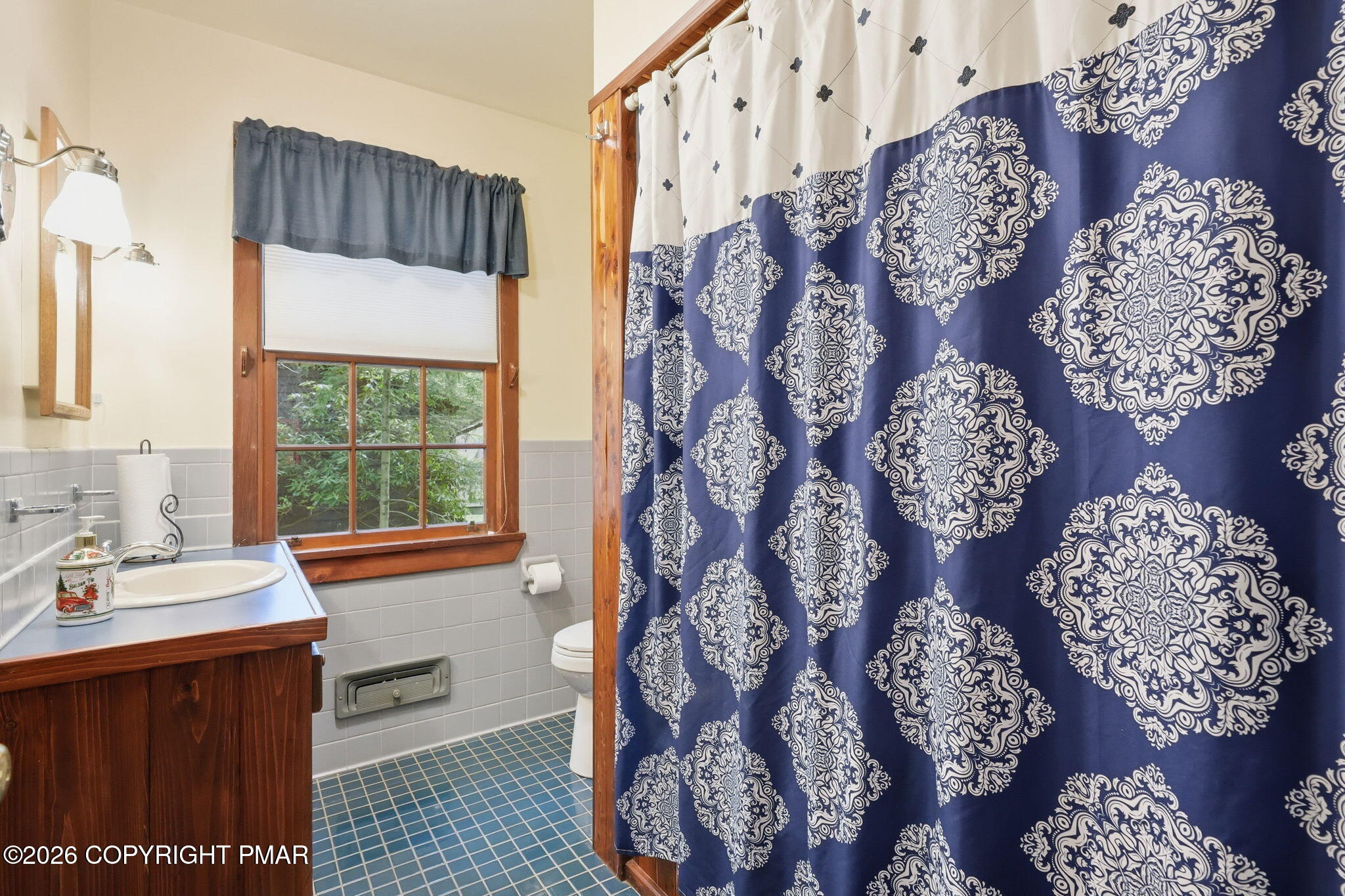 128 Crest Drive Property Photo 32