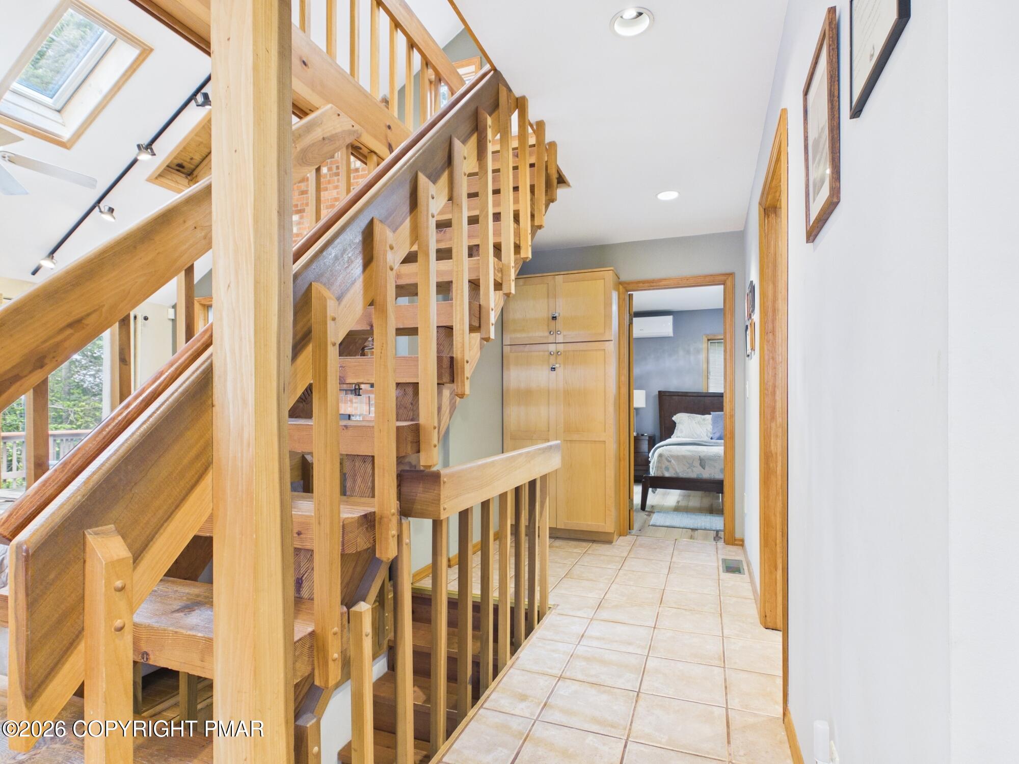 674 Glen Circle Drive Property Photo 10