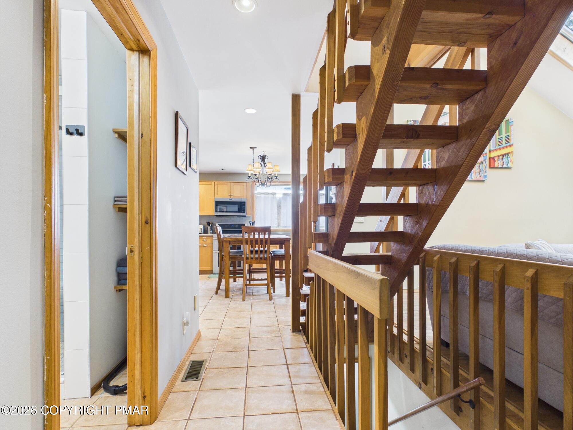 674 Glen Circle Drive Property Photo 17