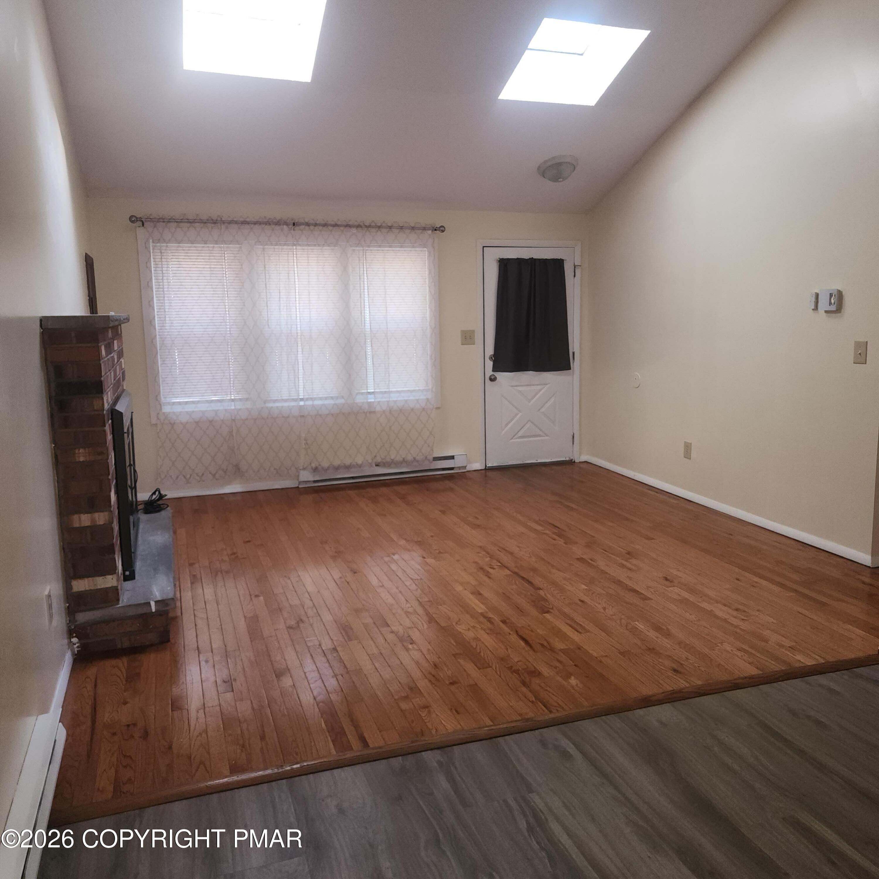 3434 Primrose Terrace Property Photo 4
