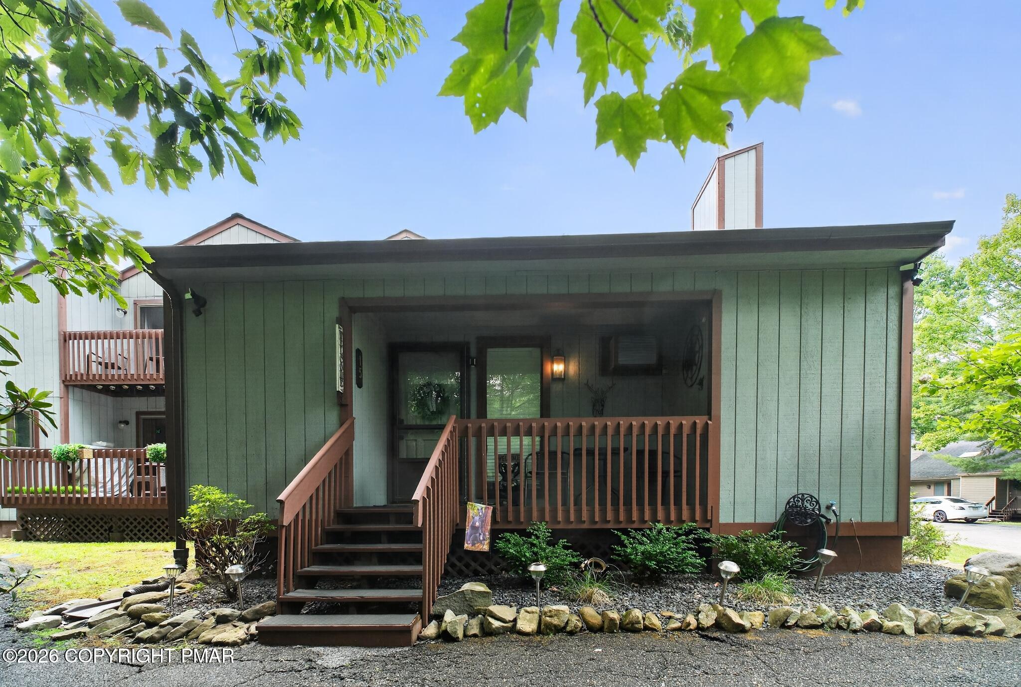 15 Ski Side Court Property Photo 1