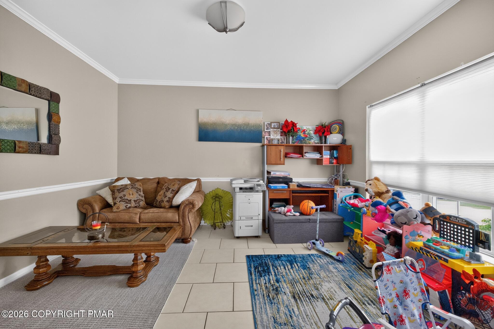 142 Willow Drive Property Photo 4