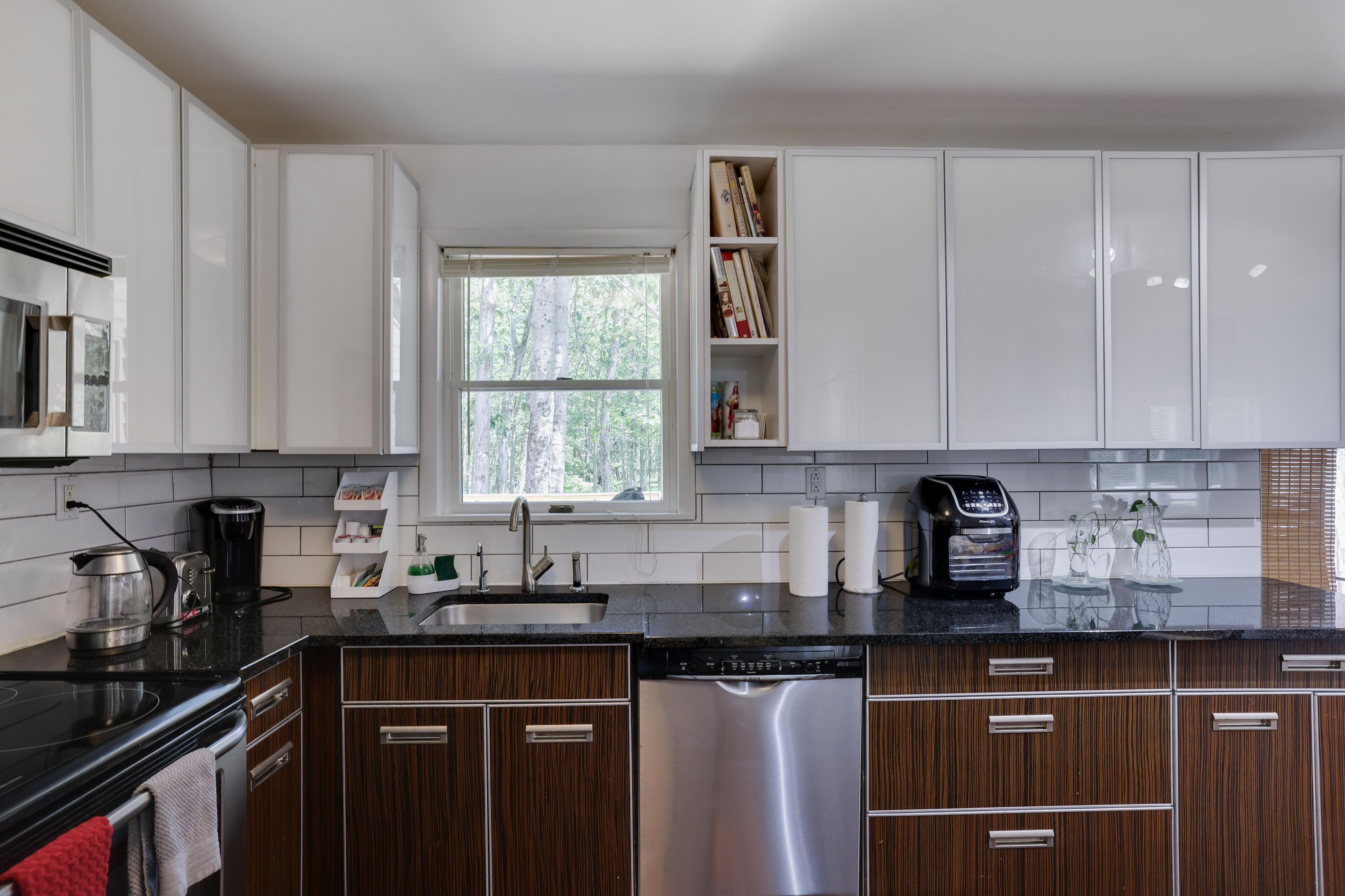 7042 Vista Drive Property Photo 15