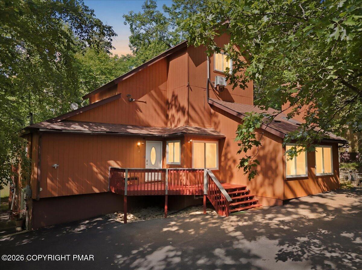 184 Cambridge Court Property Photo 1