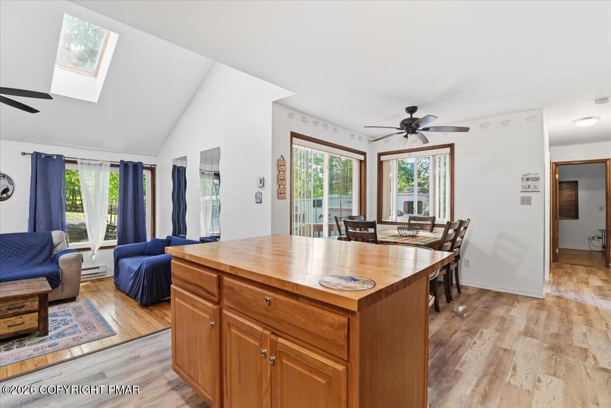 184 Cambridge Court Property Photo 7
