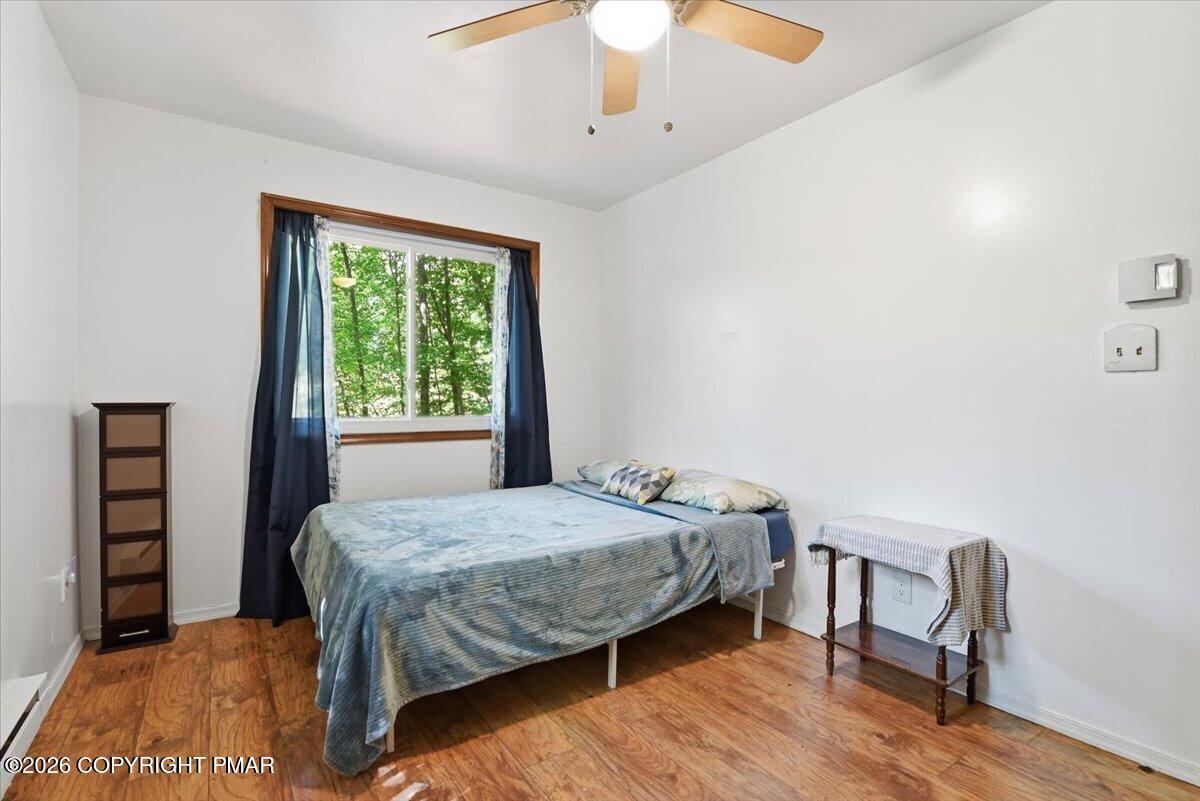 184 Cambridge Court Property Photo 12