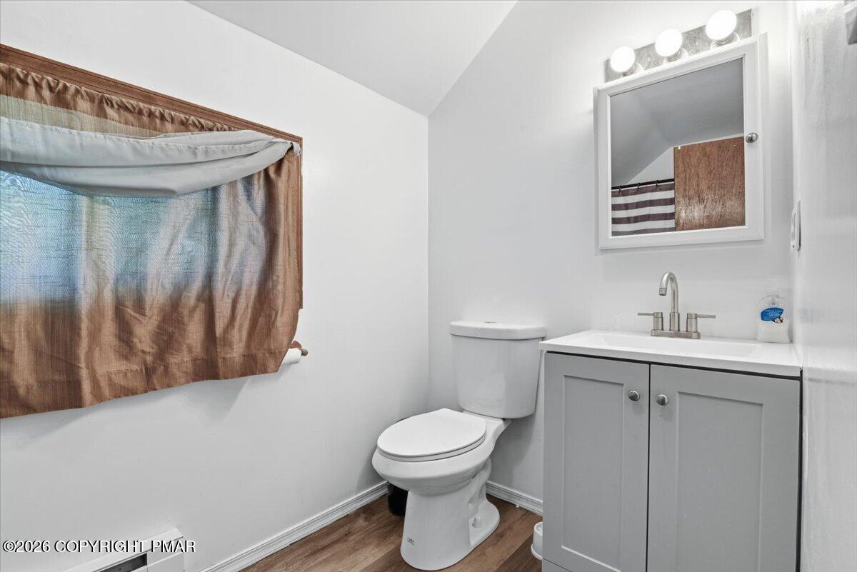 184 Cambridge Court Property Photo 14