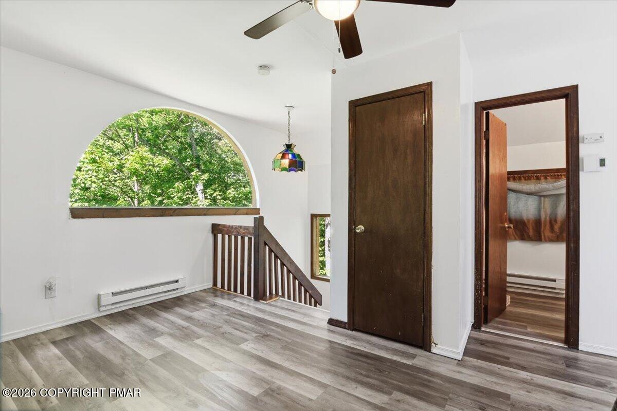 184 Cambridge Court Property Photo 15