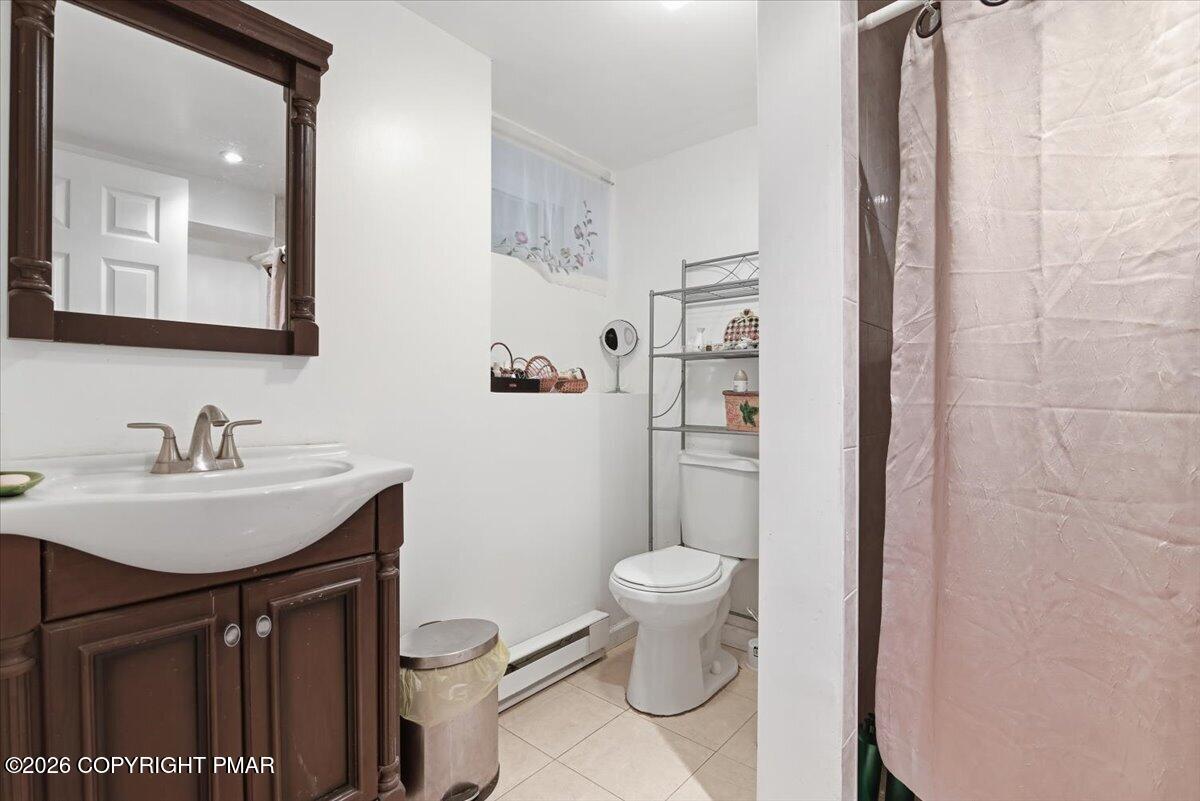 184 Cambridge Court Property Photo 20