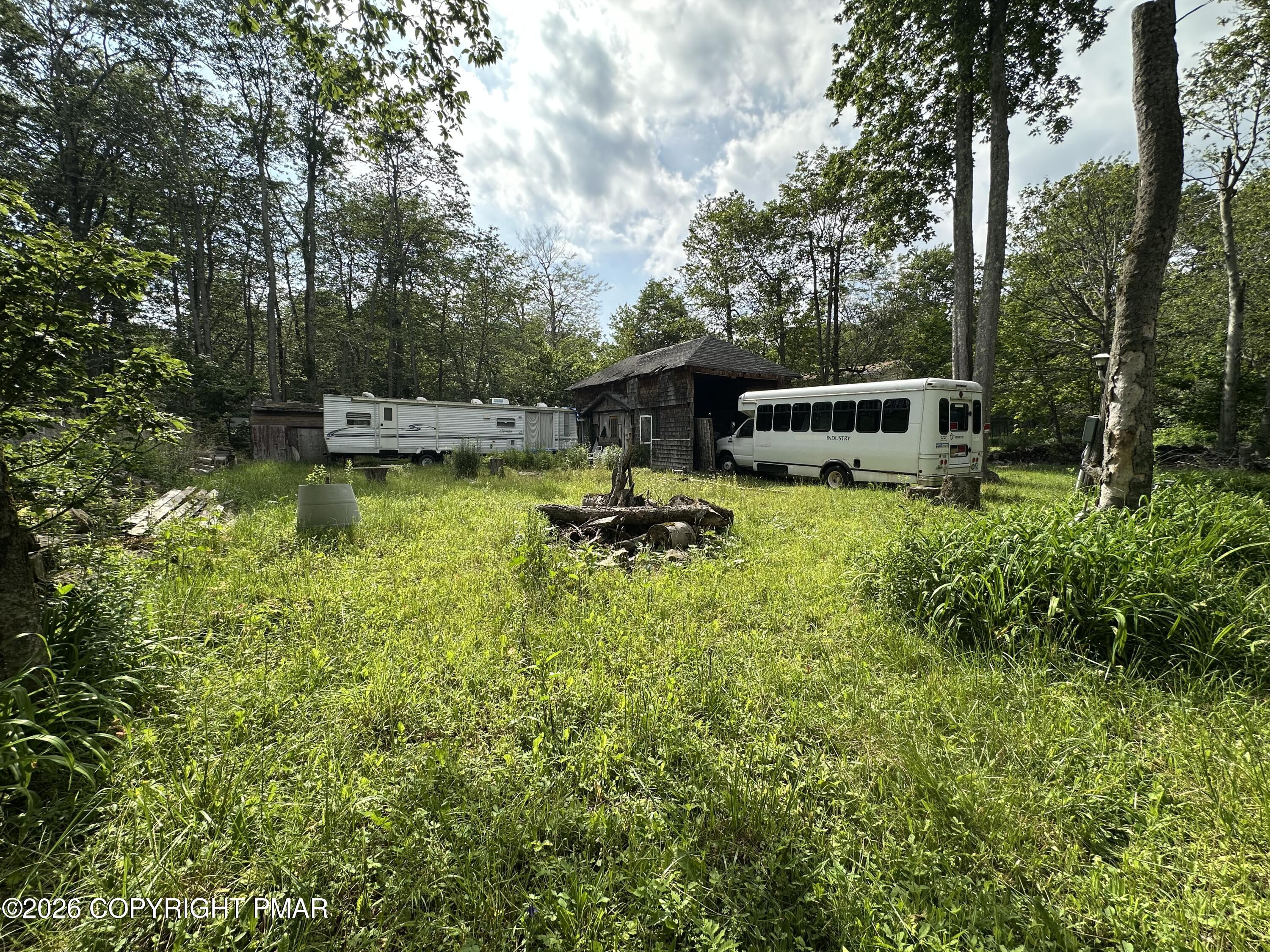 PM-142677 Property Photo 2