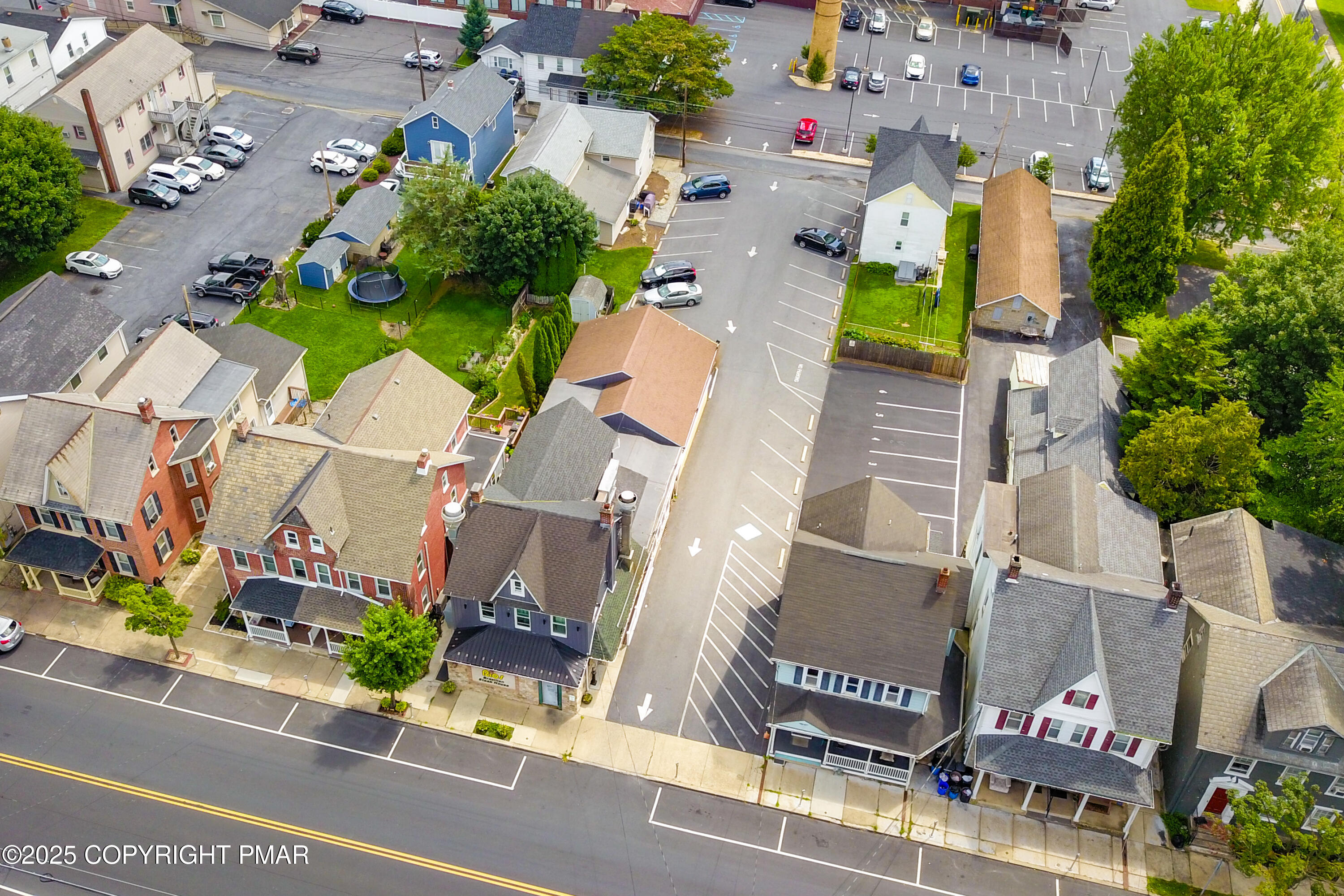 127 S Broad Street Property Photo 2
