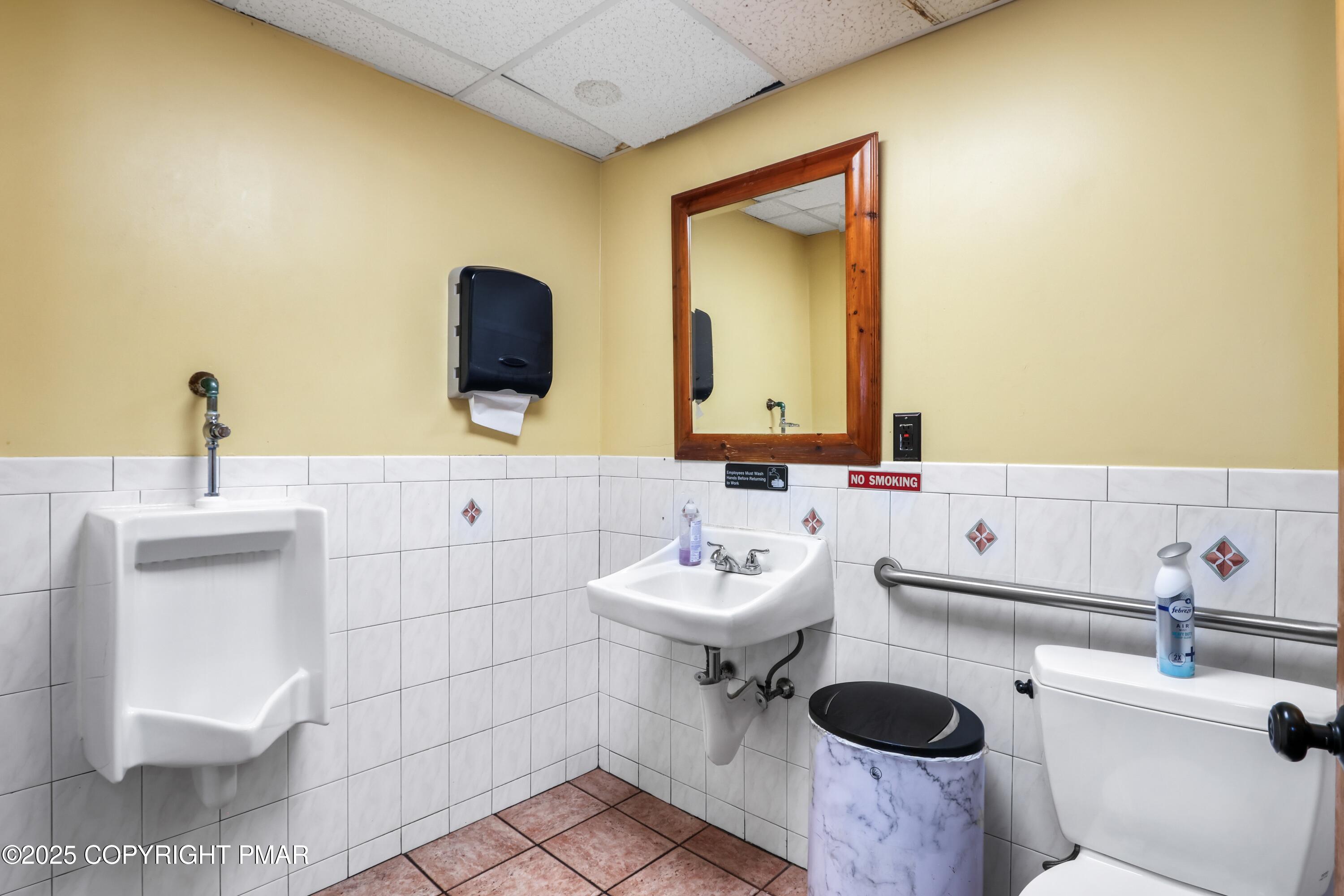 127 S Broad Street Property Photo 14