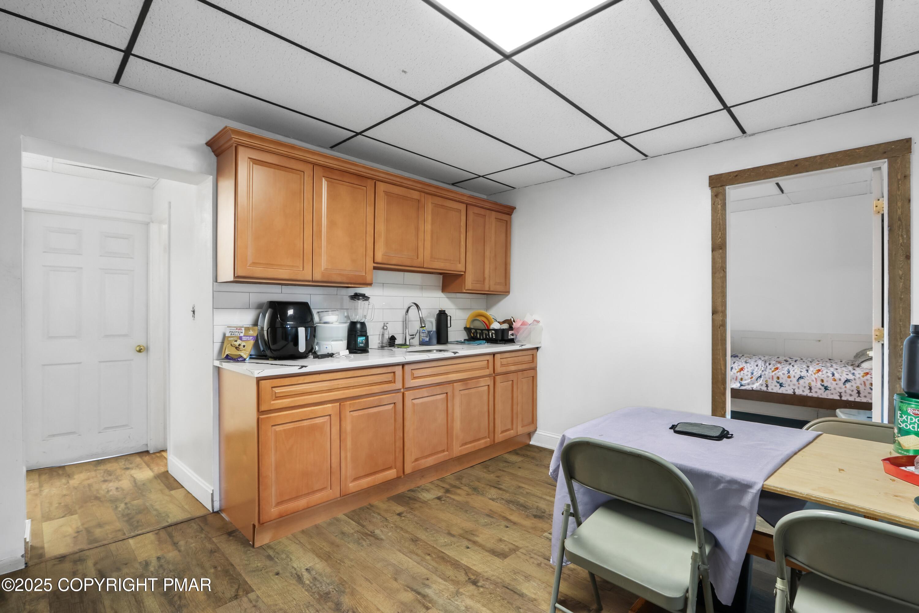 127 S Broad Street Property Photo 17