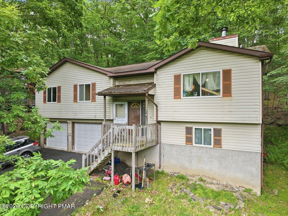 172 Dorchester Drive Property Photo 1