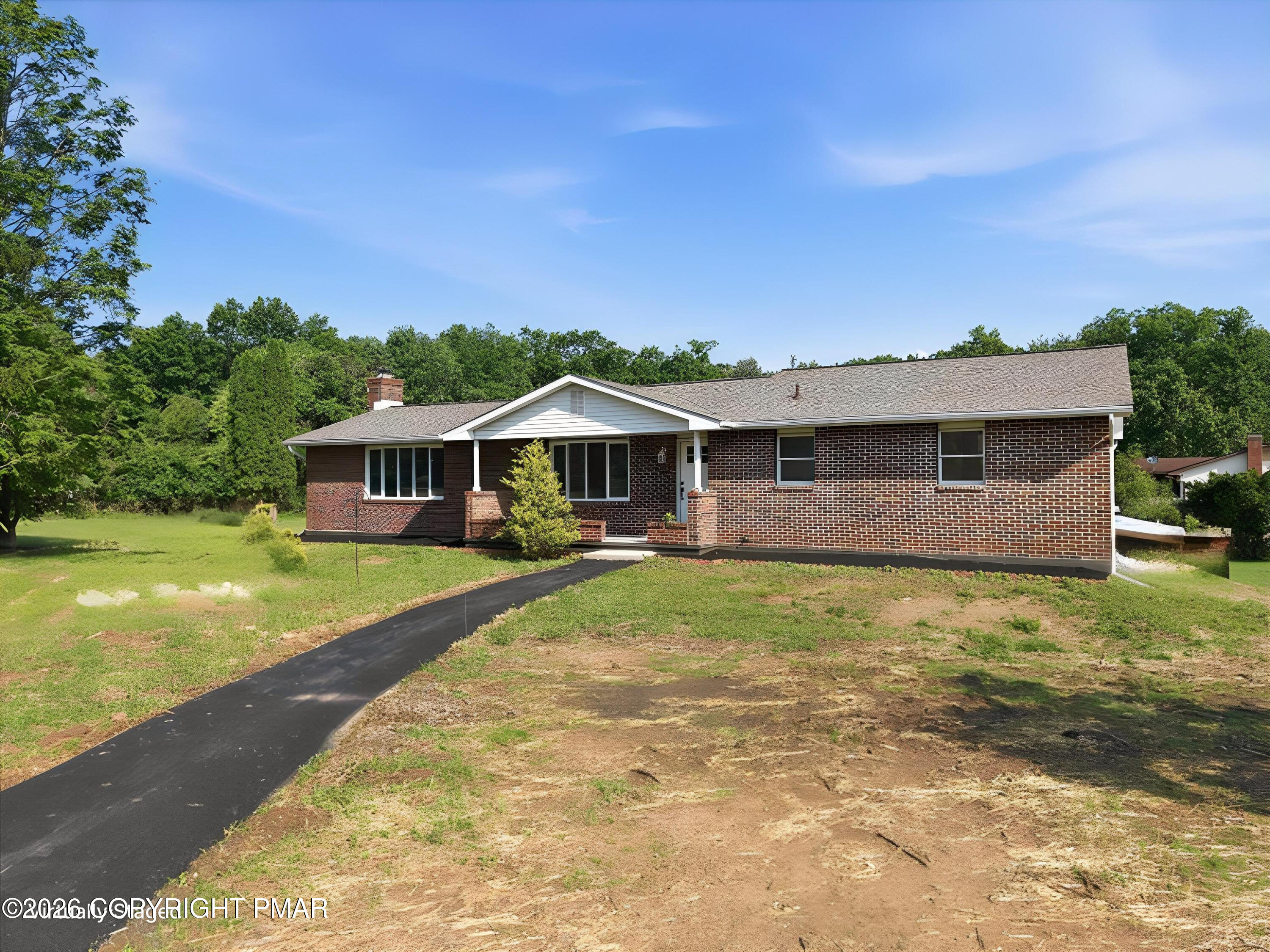 129 Rinker Road Property Photo 4