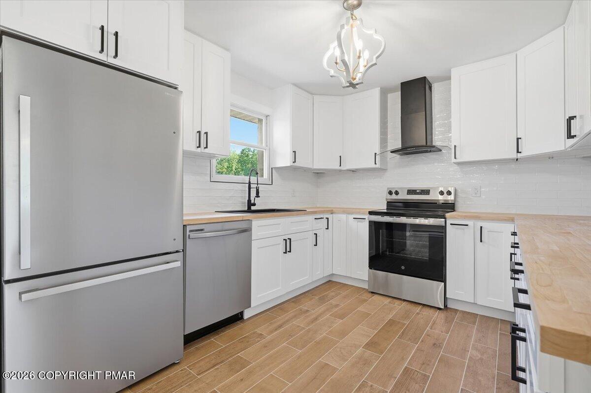 129 Rinker Road Property Photo 16