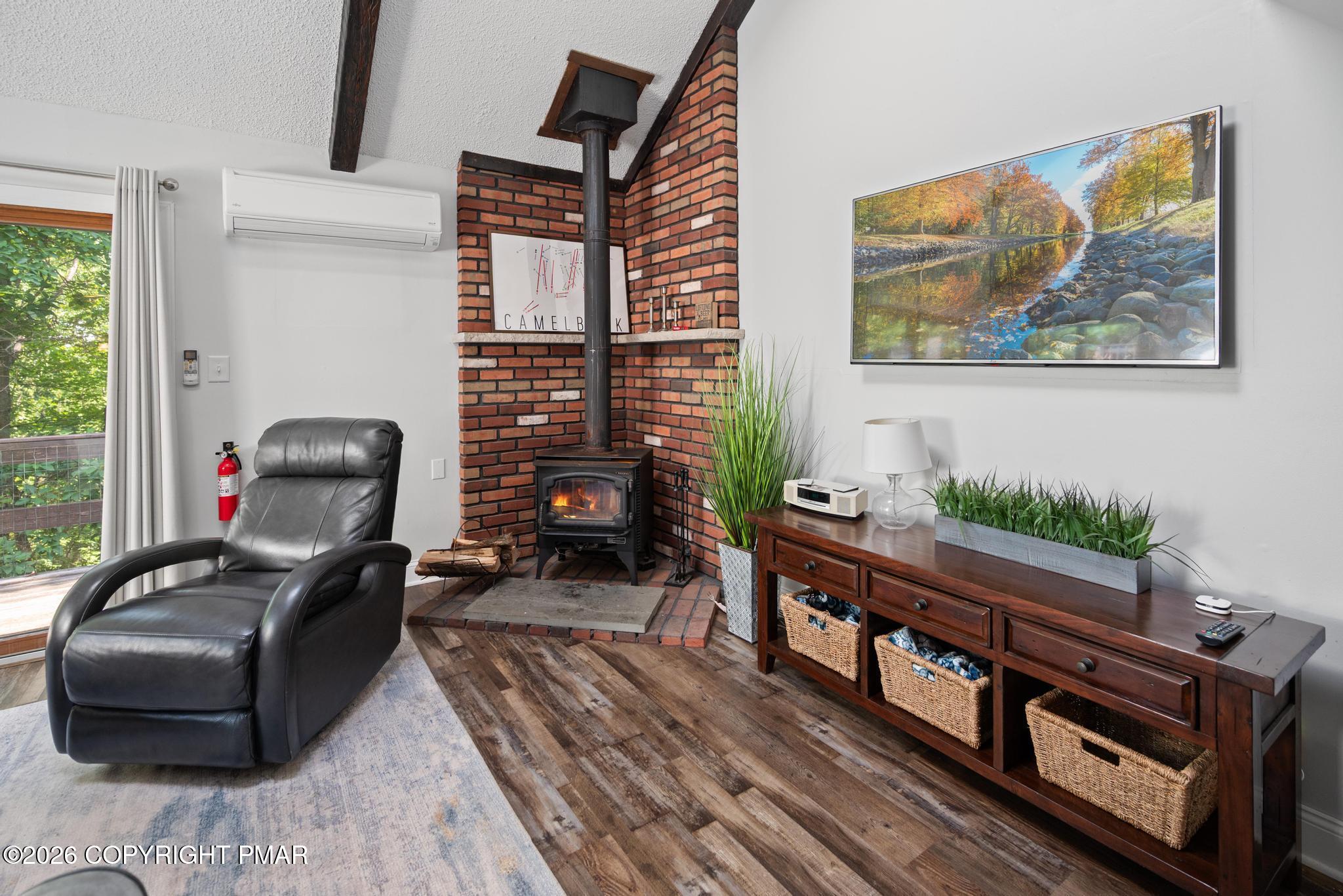 168 Upper Village Way Property Photo 6