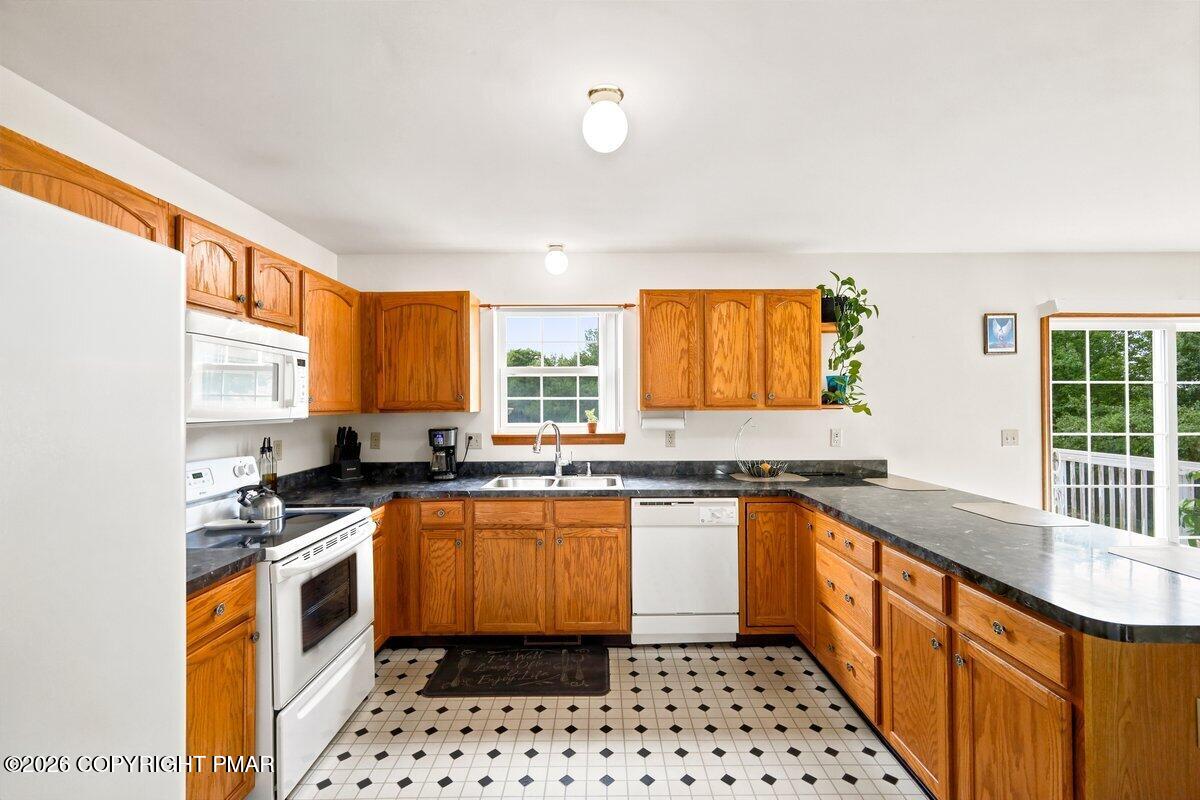 1855 Sun Valley Drive Property Photo 6