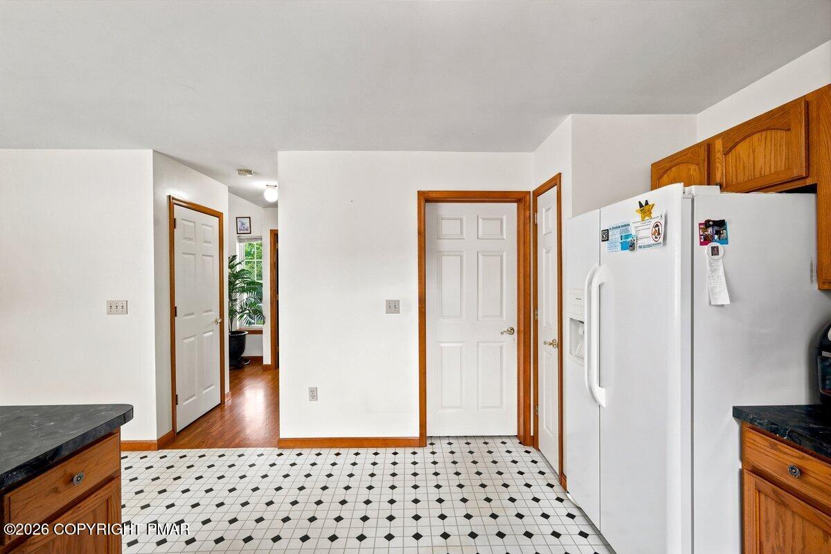 1855 Sun Valley Drive Property Photo 7
