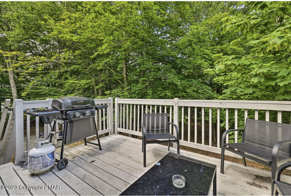 327 Country Place Drive Property Photo 20