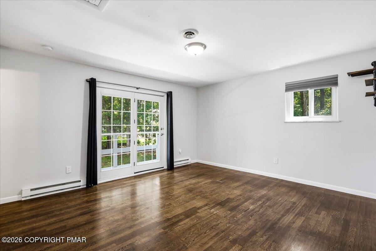 2004 Linwood Drive Property Photo 16