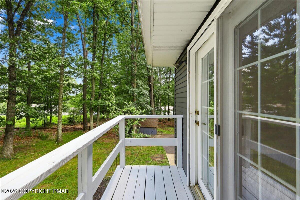 2004 Linwood Drive Property Photo 17