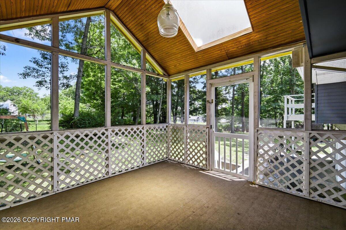 2004 Linwood Drive Property Photo 21