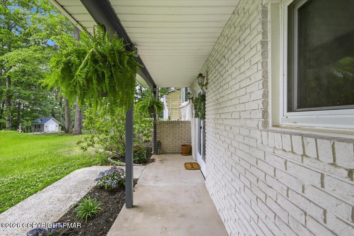 2004 Linwood Drive Property Photo 32