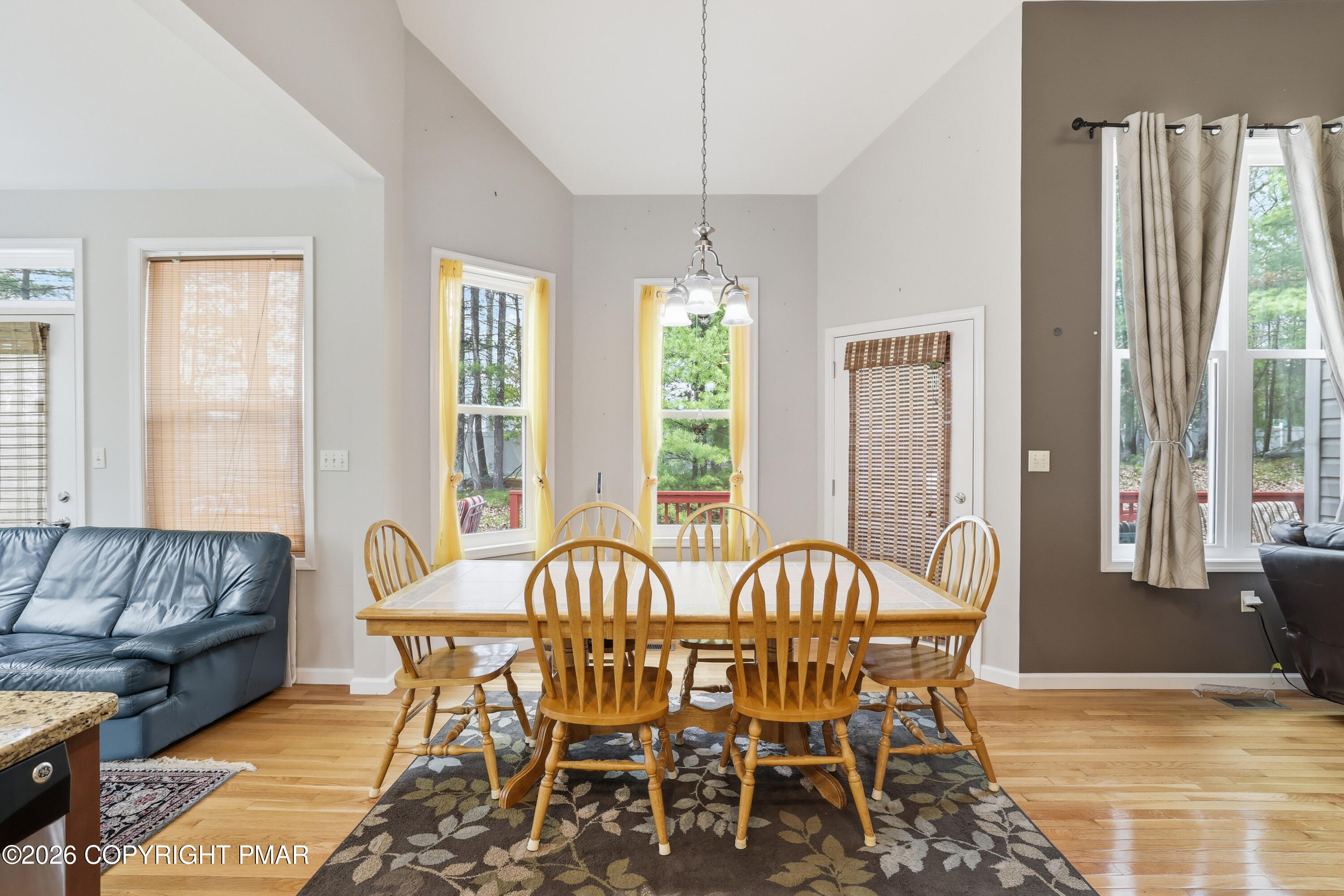 1323 Crossing Lane Property Photo 21