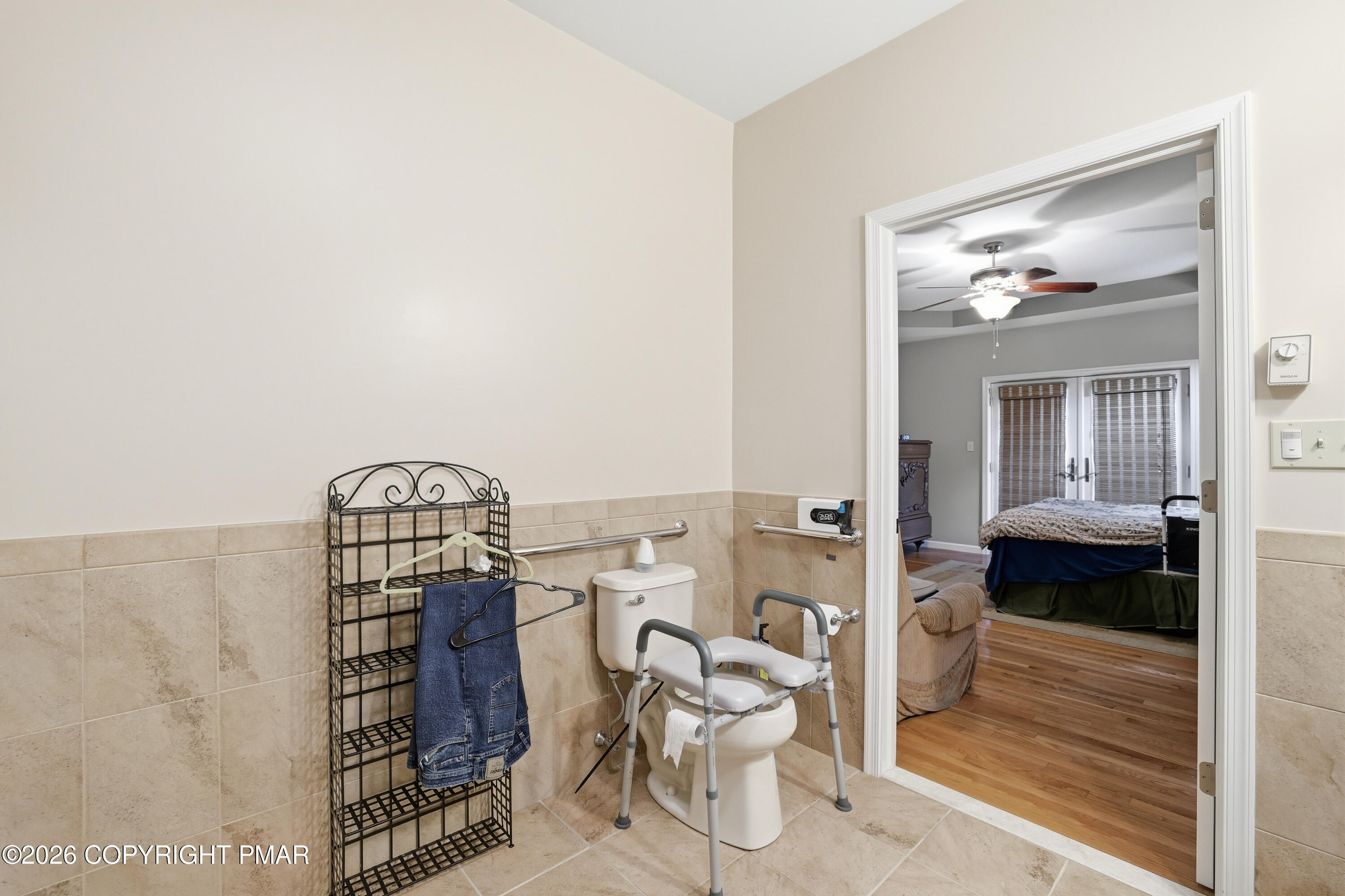 1323 Crossing Lane Property Photo 32