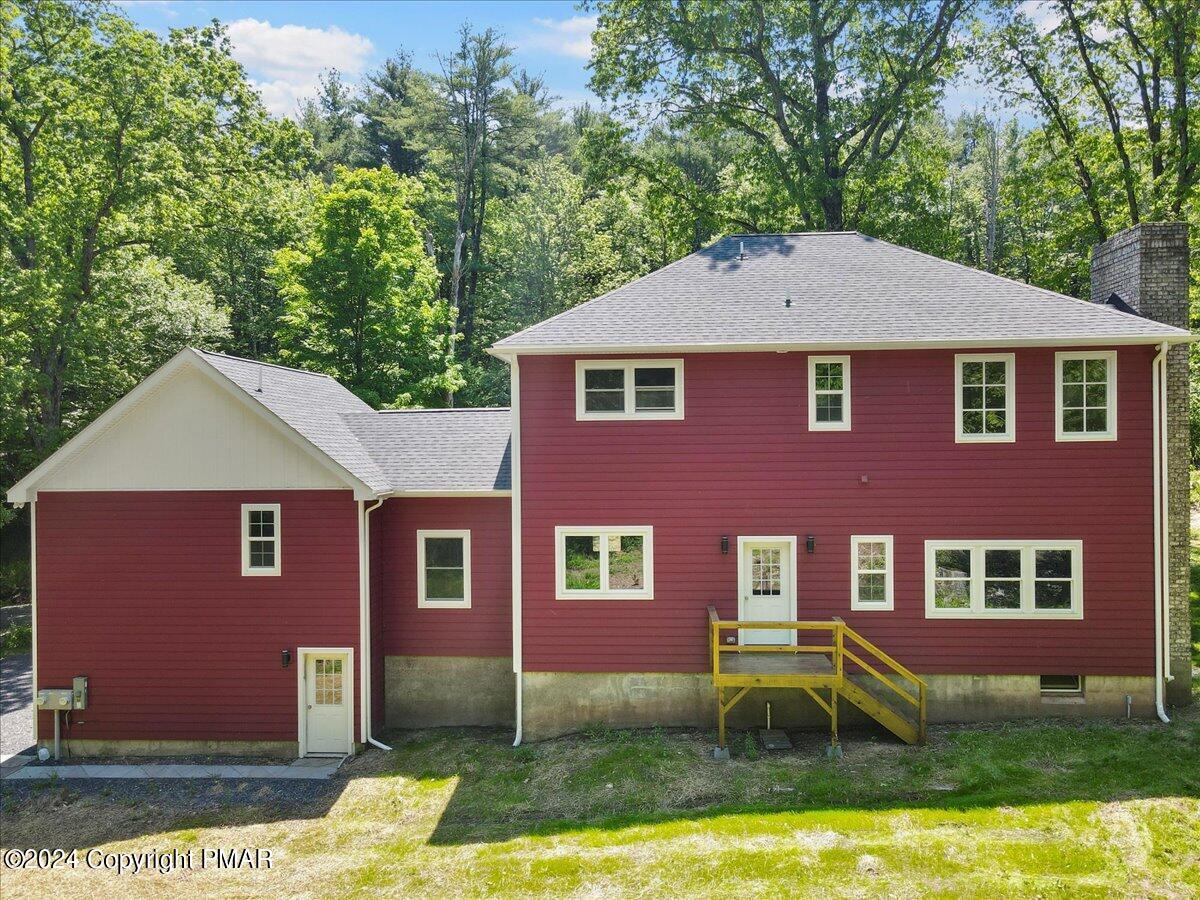333 Merwinsburg Road Property Photo 4
